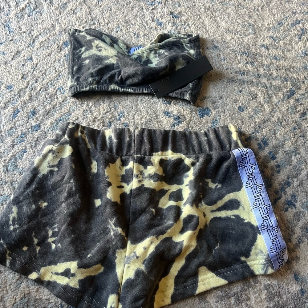 LF the brand short set new with tags XS retail $308 - Picture 4 of 5